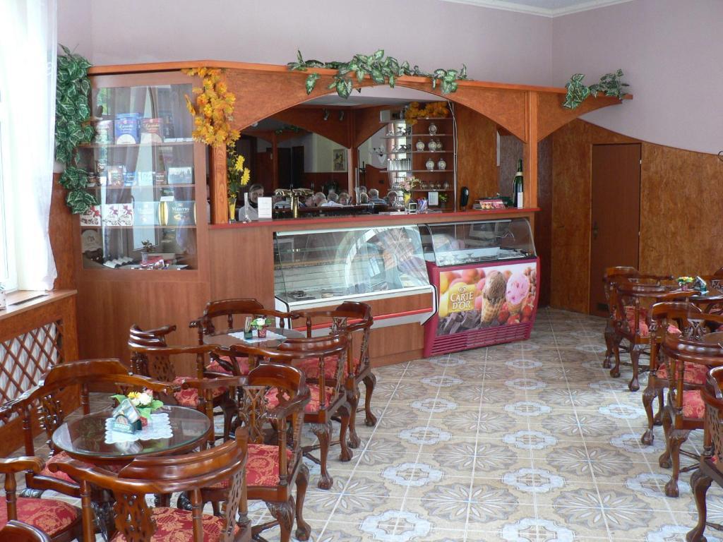 Lazensky Lecebny Dum Praha Hotel Luhačovice Zewnętrze zdjęcie
